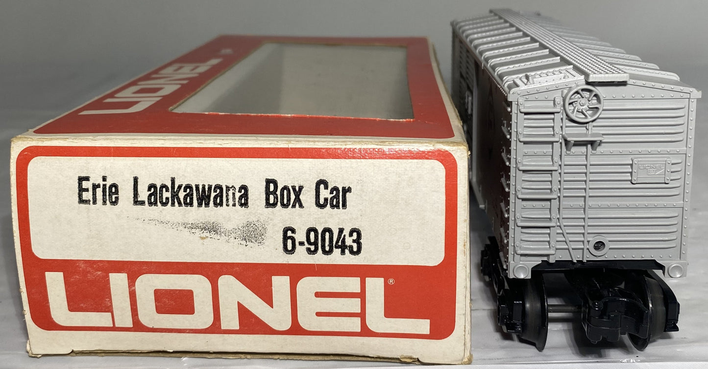 Lionel 6-9043 Erie Lackawanna Box Car