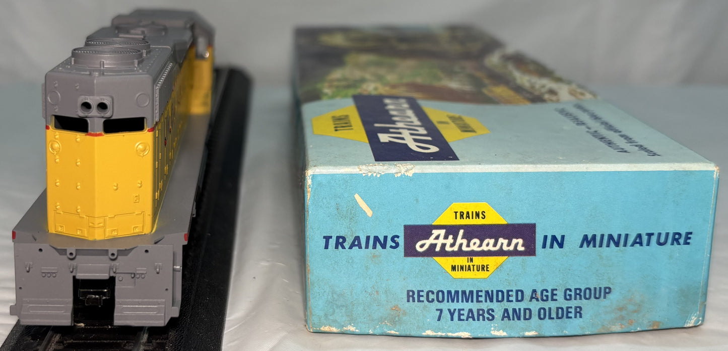 Athearn 4611 HO Union Pacific GP-38 Diesel Locomotive #2056