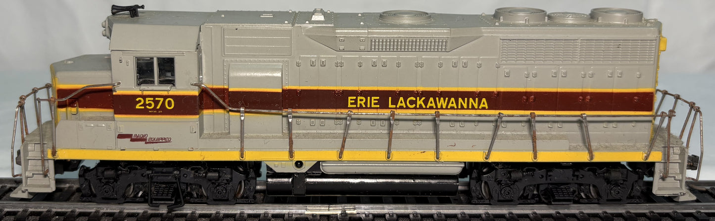 Athearn 4207 HO Erie Lackawanna GP35 Diesel Locomotive #2570