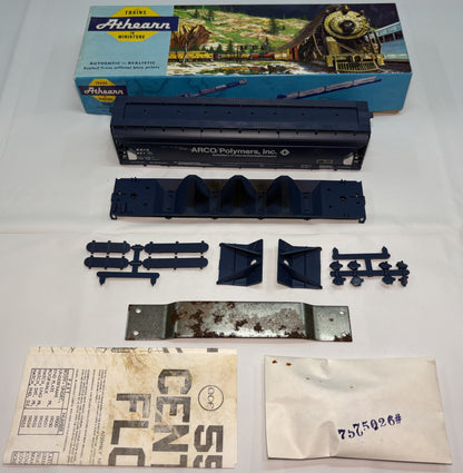 Athearn 127 "Arco Polymers" 55' Center-Flow Covered Hopper