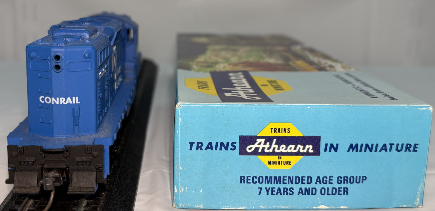 Athearn 3160 HO GP9 Conrail Diesel Locomotive #3160