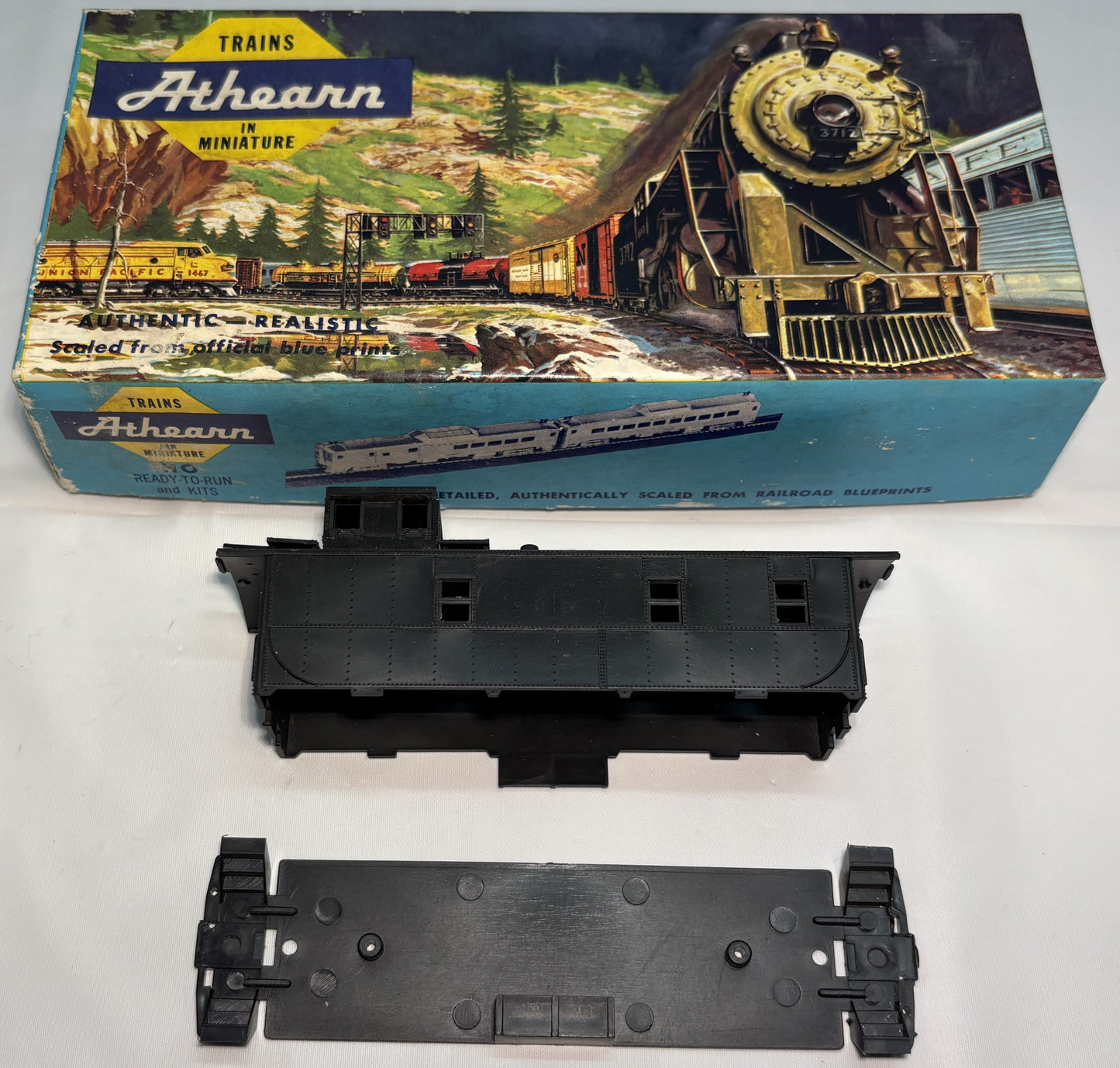 Athearn 1249 HO Caboose Kit Undecorated