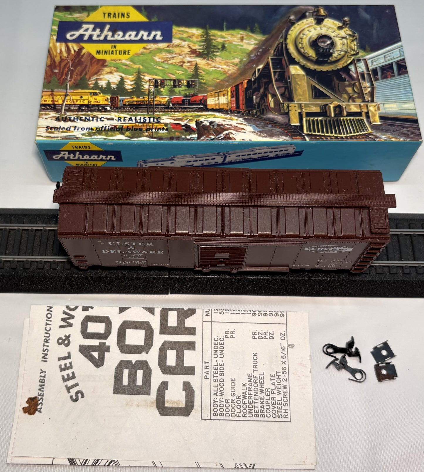 Athearn 5073 HO BevBel Corp. Ulster & Delaware NYC System 40' Boxcar #122 Kit