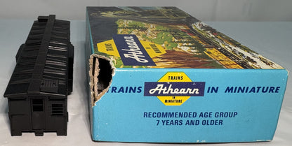 Athearn 1285 HO Bay Window Caboose Undecorated