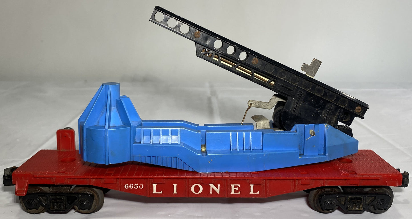 Lionel Post War 6650 IRBM Rocket Laucher