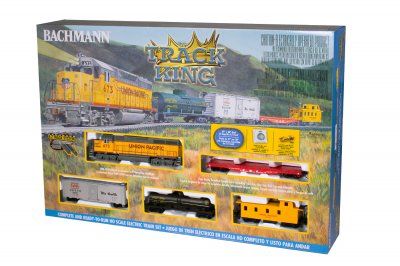 Bachmann 00766 Track King Union Pacific Diesel Freight Set